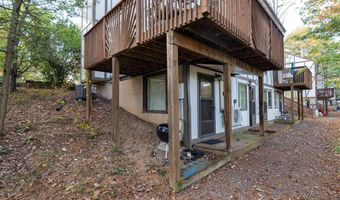547- B KING St 17B, Basye, VA 22810