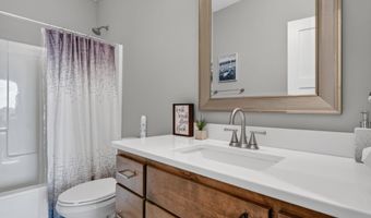 570 Linden Dr 316, Arnolds Park, IA 51331