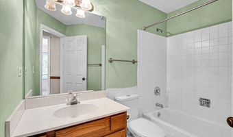 1735 Portsmith Ln 8-3, Arlington Heights, IL 60004