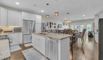 5633 Arbor Chase Dr, Ann Arbor, MI 48103