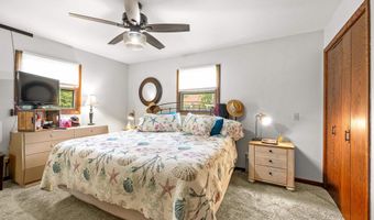 3811 CLIFF St, Wisconsin Rapids, WI 54494