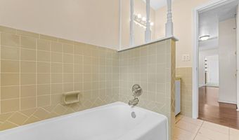 2406 SE 15Th St, Bentonville, AR 72712