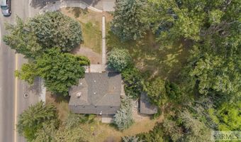 1027 S Shilling Ave, Blackfoot, ID 83221