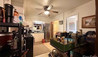 4310 Gillespie Ct, Charlotte, NC 28205