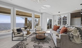 371 Narrow Shore Rd, Aydlett, NC 27916