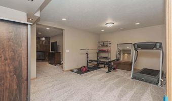 216 W Mountain Ash St, Brandon, SD 57005