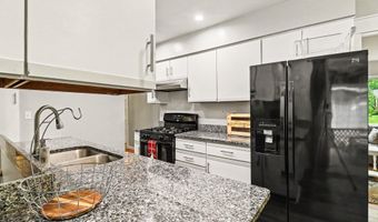 624 Susan Dr, Ann Arbor, MI 48103