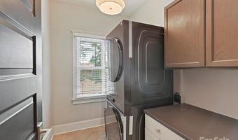1716 Bay St, Charlotte, NC 28204