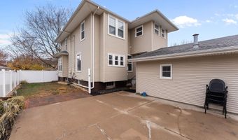 308 NE 3RD Ave, Aledo, IL 61231