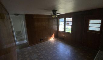 426 Albert St, Bishopville, SC 29010