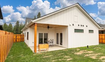 6806 Selkirk St, Bonners Ferry, ID 83805