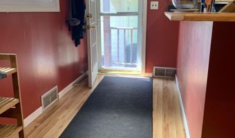 737 Saint Joseph St, Adrian, MI 49221