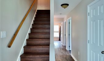360 Rainbow Ln, Asbury, WV 24916