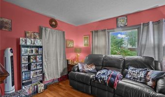 106 Providence Ave, East Providence, RI 02915