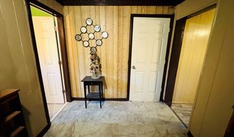 507 S Poplar St, Adel, GA 31620