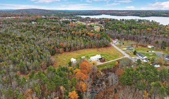 9 Snug Harbor Rd, Belgrade, ME 04917