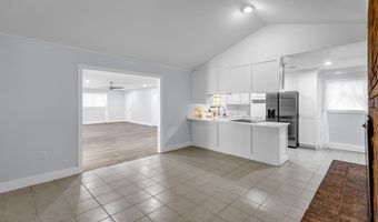 729 Canterbury Dr, Biloxi, MS 39532