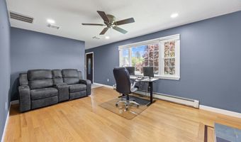 79 Strawberry Hill Rd, Bristol, CT 06010