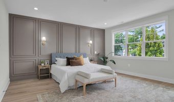 5617 23RD St N, Arlington, VA 22205