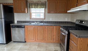 6 Daniel Dr, Belfast, ME 04915