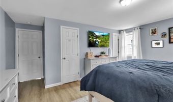 169 Chestnut Hill Ln S, Amherst, NY 14221