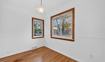 9006 Quandt Ave, Allen Park, MI 48101