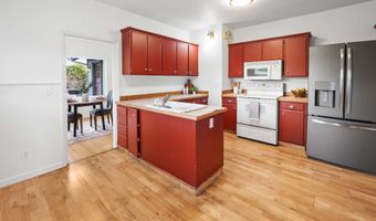 886 FLORENCE Ave, Astoria, OR 97103