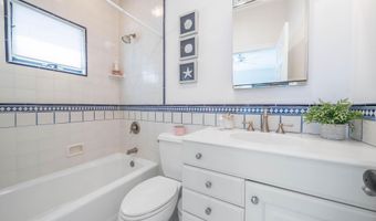 93 E 11th St, Avalon, NJ 08202
