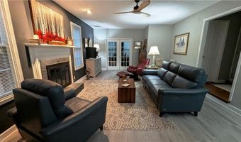 222 Shallowbrook Dr, Advance, NC 27006