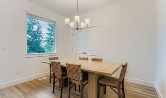 18919 SW HAZELWOOD Ln, Beaverton, OR 97078