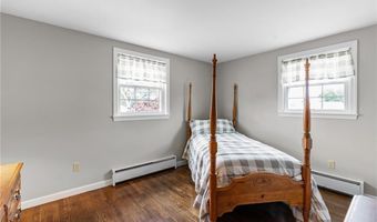 1 Leahy St, East Providence, RI 02916