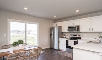 3451 10th Ave SW, Altoona, IA 50009