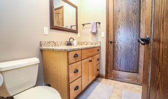 2410 Quail Run Blvd, Aberdeen, SD 57401
