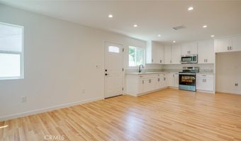 856 W 47th St, Los Angeles, CA 90037
