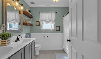 6 Surle Ct, Bayville, NJ 08721