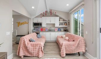 803 Kennebeck Ct, San Diego, CA 92109