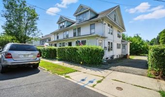 414 Green St, Burlington, NJ 07005