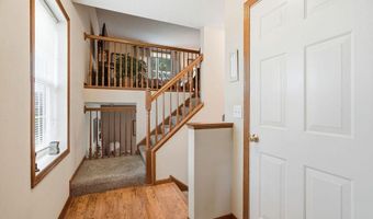 6435 157th St W, Apple Valley, MN 55124
