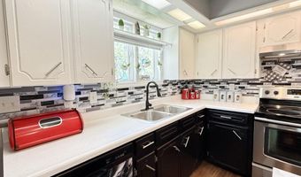100 N Hickory St, Appleton City, MO 64724