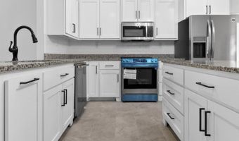 88 Pierce Rd, Albertville, AL 35951
