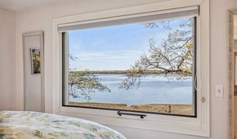 74 Acre Ave, Barrington, RI 02806