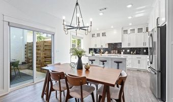 103 NW Ozark Way, Bentonville, AR 72712
