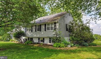 102 MERIDEN Dr, Hockessin, DE 19707
