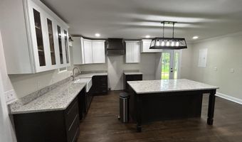 1104 W Church St, Booneville, MS 38829