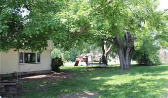 2842 Fairview Dr, Ashtabula, OH 44004