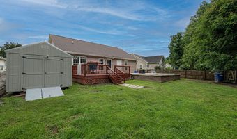 3840 Countryaire Dr, Ayden, NC 28513