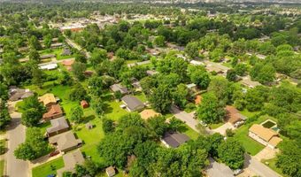 711 Hinshaw, Springdale, AR 72762