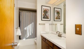 12 Haverhill Ct, Ann Arbor, MI 48105