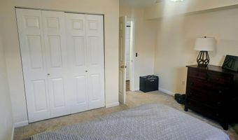 1573 Oakfield Dr, Ann Arbor, MI 48108