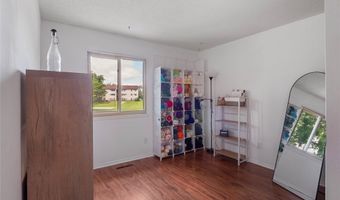 983 10th Ave NW, Altoona, IA 50009